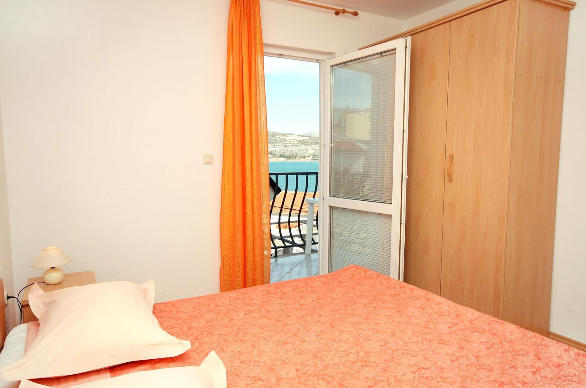 Apartments By The Sea Mastrinka, Ciovo - 4836 트로기르 객실 사진